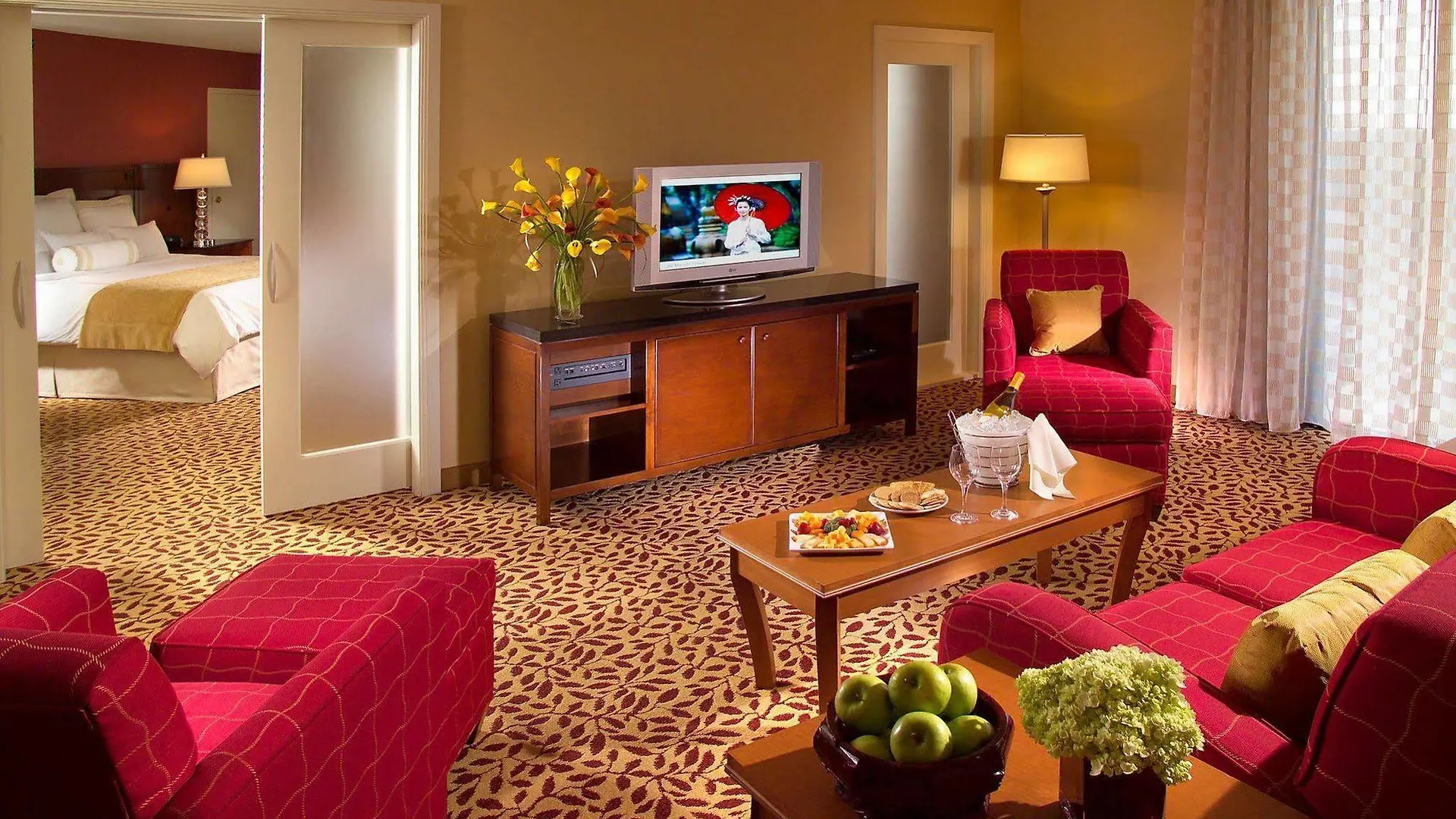 Marriott Orlando Airport Lakeside 4*,