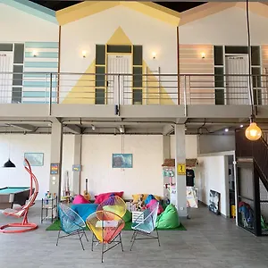 Hut Albergue