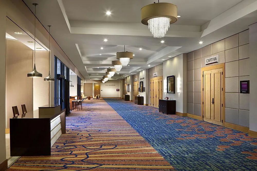 Marriott Orlando Airport Lakeside Hotel