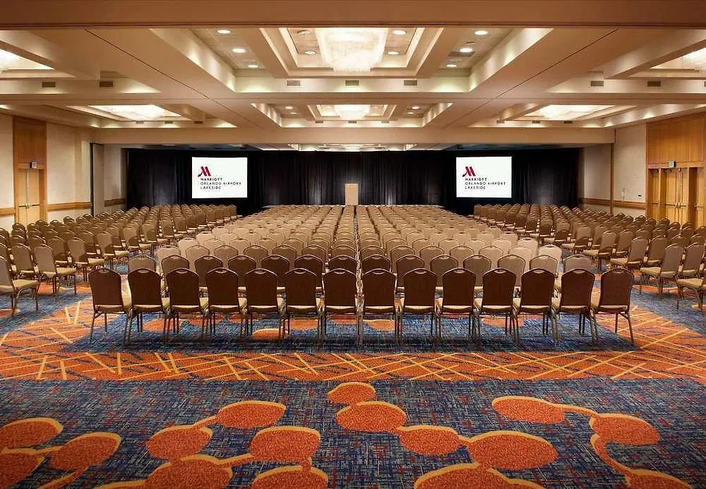 Marriott Orlando Airport Lakeside 4*,